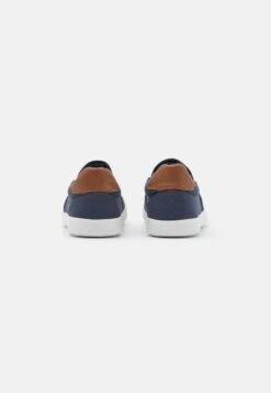 Pier One Unisex - Mocassins - Dark Blue 10 Pier One Unisex - Mocassins - Dark Blue -Vêtements Offres 0b9165c3ede44a84a9f5f07163f77107