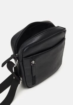 Pier One Sac Bandoulière - Black -Vêtements Offres 1b7e992494e4473b82e1cde755efbfa4