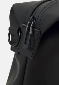 Pier One Unisex - Sac Week-End - Black -Vêtements Offres 2203c9344bef46fbb8d0ff6e1b95df71