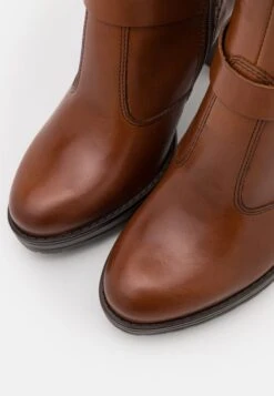 Pier One Leather - Bottes À Talons Hauts - Cognac -Vêtements Offres 300d754868594382a5e52d95fb67f91b