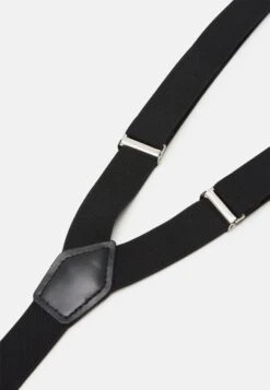 Pier One Set - Autres Accessoires - Black -Vêtements Offres 3d258e88ab4b4d06873f3d180d516e06