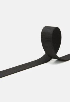 Pier One Unisex 3 Pack - Ceinture - Black/Dark Blue/Grey -Vêtements Offres 3f503aa15faf4a28af33bad9056a0b46