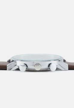 Pier One Set - Montre - Cognac -Vêtements Offres 3fafa75c3bdb47a09561ab9be0f47f01