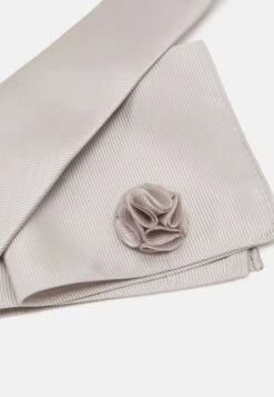 Pier One Set - Autres Accessoires - Silver 11 Pier One Set - Autres Accessoires - Silver -Vêtements Offres 452e98d41bb04aa69987b4e354cb6b93