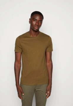 Pier One Unisex 5 Pack - T-Shirt Basique - Black /Dark Blue/Dark Green 17 Pier One Unisex 5 Pack - T-Shirt Basique - Black /Dark Blue/Dark Green -Vêtements Offres 524e4dd9ec2a47b3a1357fba6cff553f