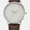 Pier One Montre - Brown/Silvercoloured -Vêtements Offres 5cbea6e04e1b42edbfeb17dce23c134e