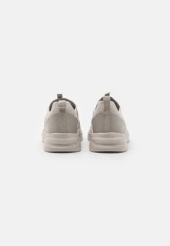 Pier One Unisex - Baskets Basses - Beige -Vêtements Offres 68c4a658ee34472d9000d98d869bafb3