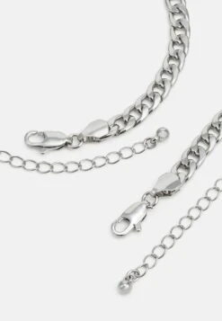 Pier One Set - Collier - Silver-Coloured 6 Pier One Set - Collier - Silver-Coloured -Vêtements Offres 72e75e19987b4179a741d7387882730b