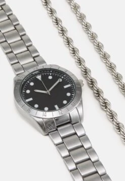 Pier One Set - Collier - Silver-Coloured/Black -Vêtements Offres 83102eb3ab884b968ea711d6d380bde6