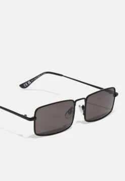 Pier One Lunettes De Soleil - Black 9 Pier One Lunettes De Soleil - Black -Vêtements Offres 83c46a8865fa4d638a6e271df0d3c6ee