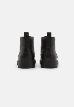 Pier One Bottines À Lacets - Black 10 Pier One Bottines À Lacets - Black -Vêtements Offres 88e83f64ed484a488ca9da1b018a922e