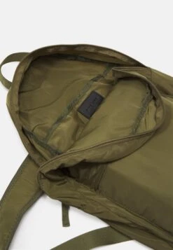 Pier One Travel Compact Backpack Foldable Unisex - Sac À Dos - Khaki 9 Pier One Travel Compact Backpack Foldable Unisex - Sac À Dos - Khaki -Vêtements Offres 950ff27251644415923cabe4fe85982f
