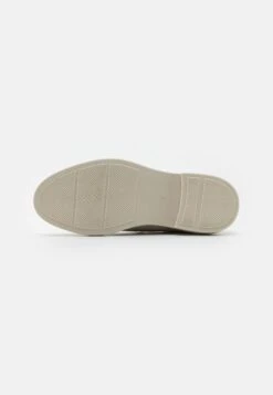 Pier One Leather - Mocassins - Beige 12 Pier One Leather - Mocassins - Beige -Vêtements Offres 961e04efde16446ebb414c5efcddd394