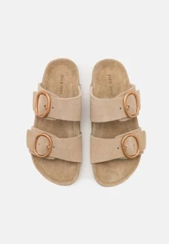 Pier One Leather - Mules - Beige 13 Pier One Leather - Mules - Beige -Vêtements Offres 9b43ae7f6ea84e8787fe1a5129e1ca00