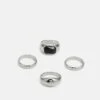 Pier One 4 Pack - Bague - Silver-Coloured 1 Pier One 4 Pack - Bague - Silver-Coloured -Vêtements Offres aeadc63877f447f29230d35189ec1dd8
