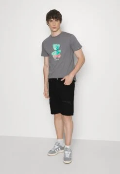 Pier One Unisex 2 Pack - Short En Jean - Blue/Black Denim -Vêtements Offres c0a1e1b030fa43118f482c2c587cc919