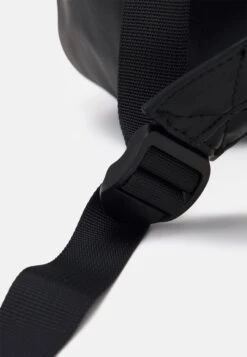 Pier One Sac À Dos - Black -Vêtements Offres c3c19a965cd749d685f581c9c42d093a