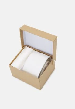 Pier One Set - Mouchoir De Poche - White -Vêtements Offres cc5c1369efc3414f9ad0b2848d35ffe7