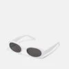 Pier One Unisex - Lunettes De Soleil - White -Vêtements Offres cf9f7dd8af1e4aef90e1613cbf15efdf