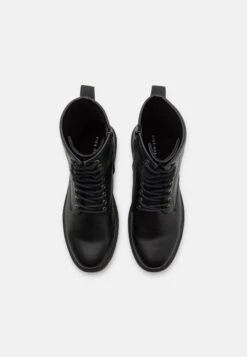 Pier One Unisex - Bottines À Lacets - Black -Vêtements Offres e9cc736bc2e8471a9ea29ae8396e8cd4