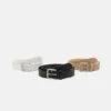 Pier One 3 Pack Unisex - Ceinture - Black/Beige/White 2 Pier One 3 Pack Unisex - Ceinture - Black/Beige/White -Vêtements Offres f10fc9e66a904f49b76879da1a2190a4