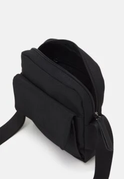 Pier One Unisex - Sac Bandoulière - Black 8 Pier One Unisex - Sac Bandoulière - Black -Vêtements Offres f95f180e2b40489a9f472a8d4b302505